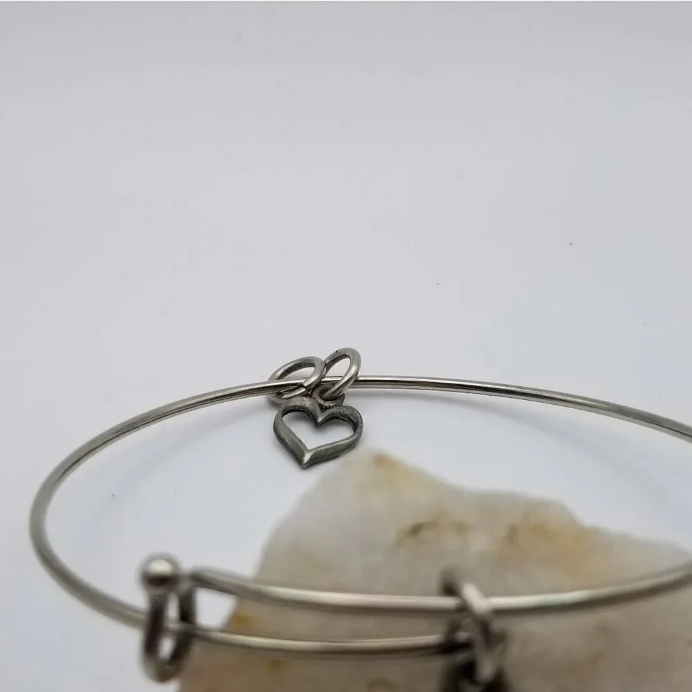 Purity estate heart charm bracelet. B432